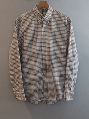 J. Crew Men's Medium Classic Fit Long Sleeve Button Down Shirt Style #E7875